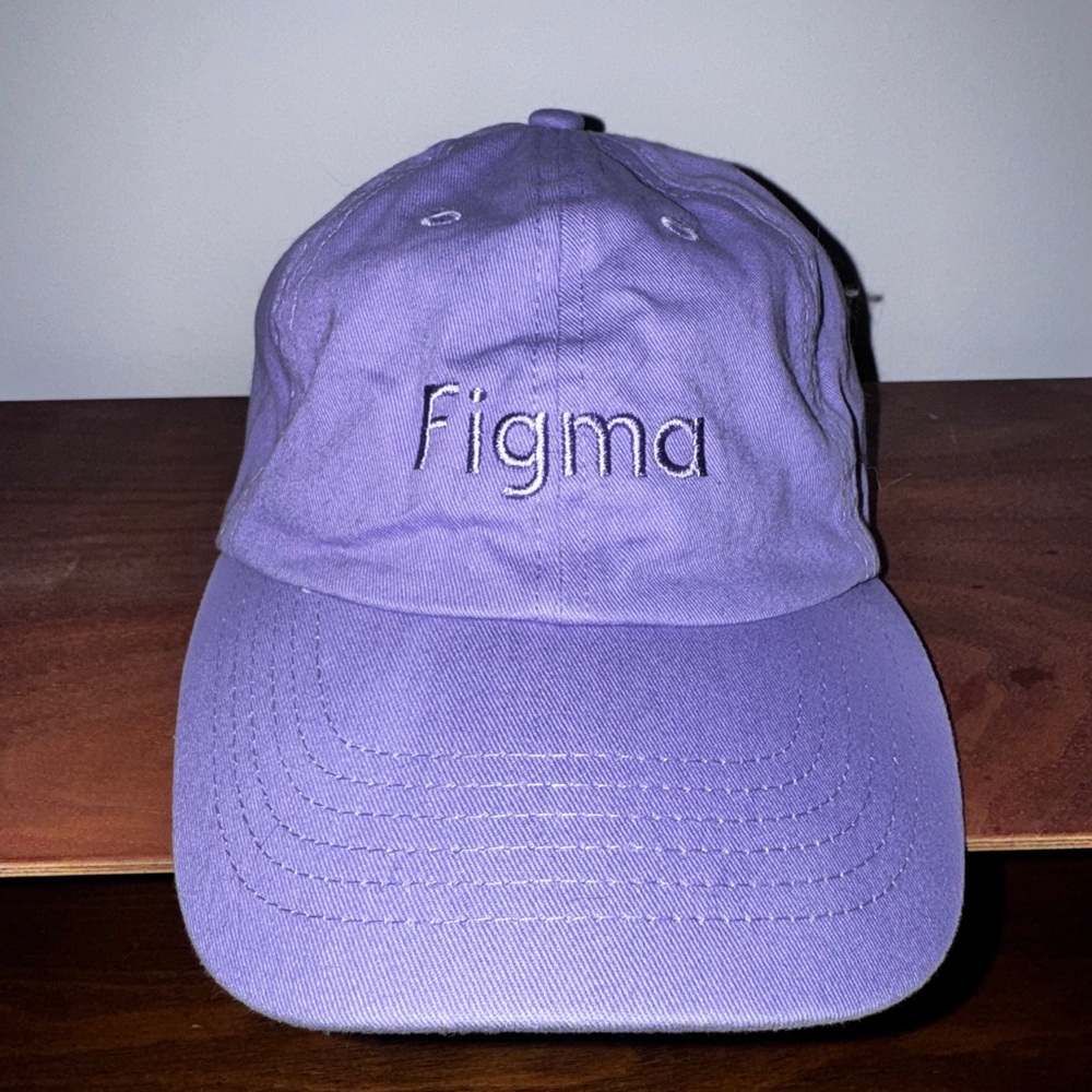 CONFIG Figma Purple hat